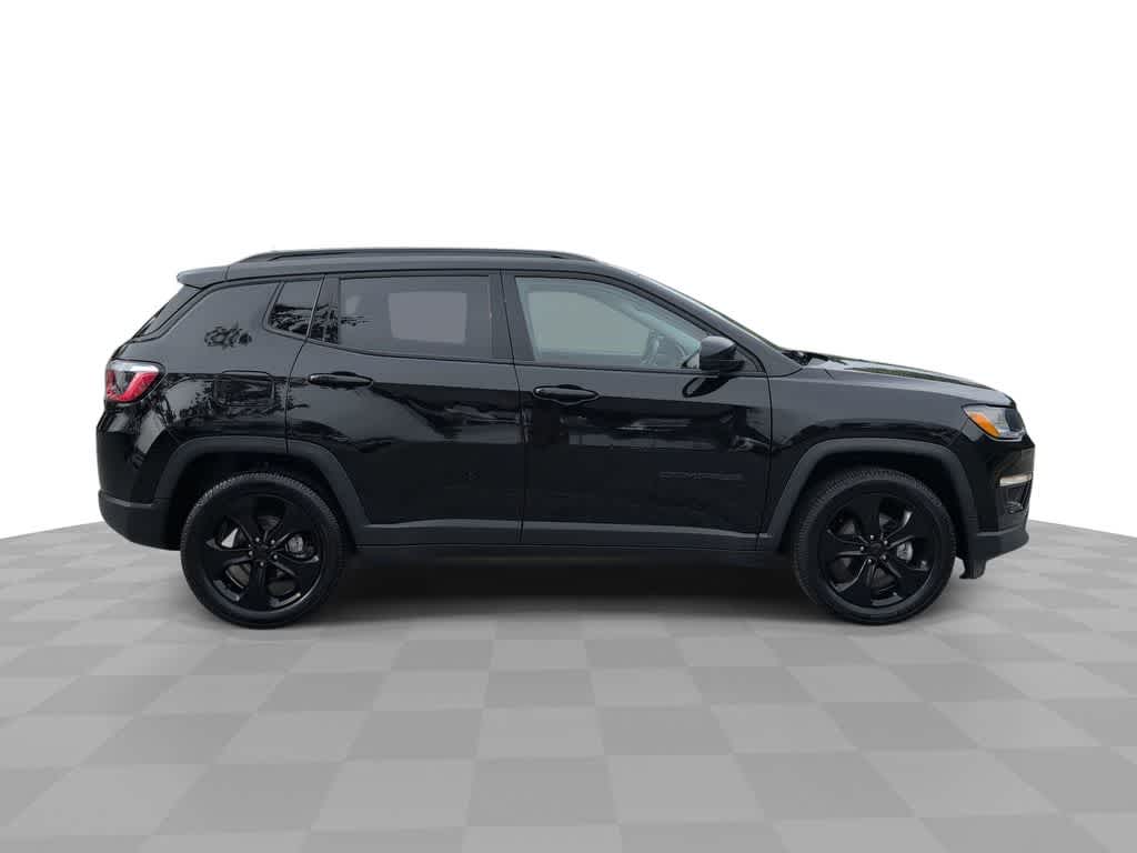 Thumbnail: 2020 Jeep Compass - 9