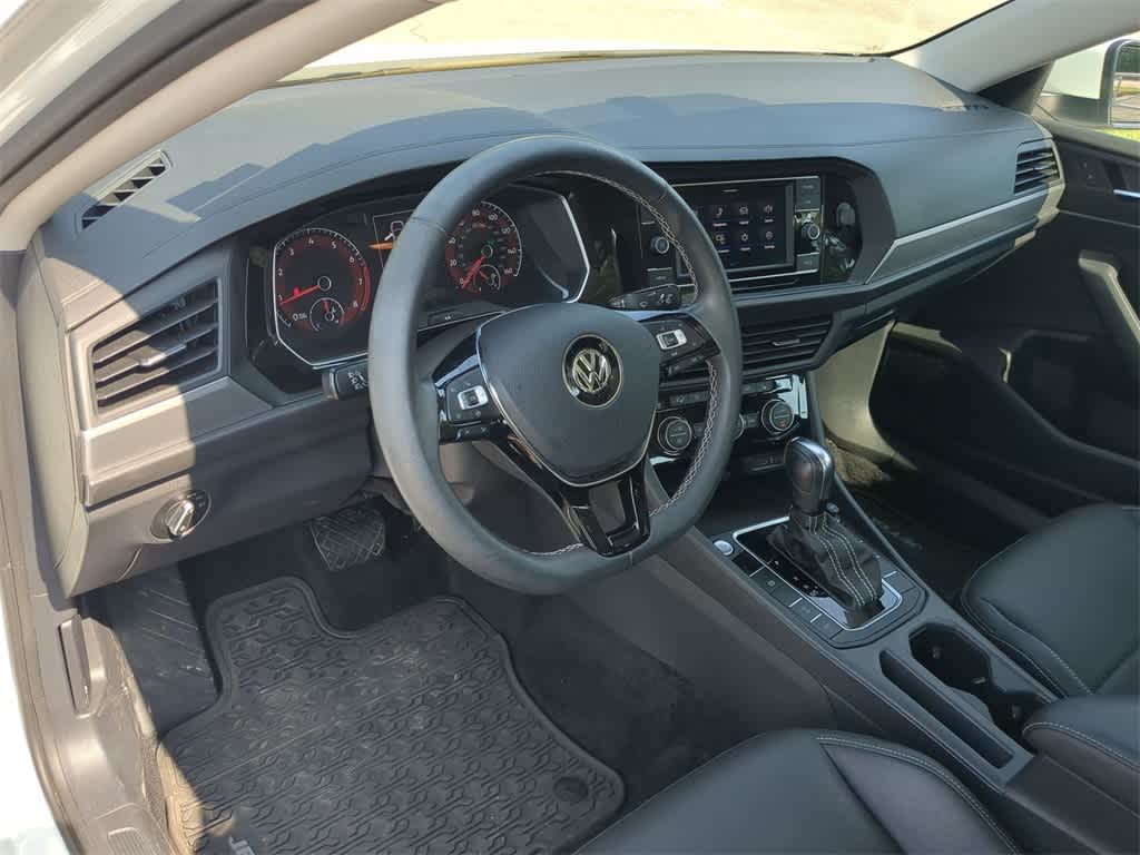 Thumbnail: 2021 Volkswagen Jetta - 10