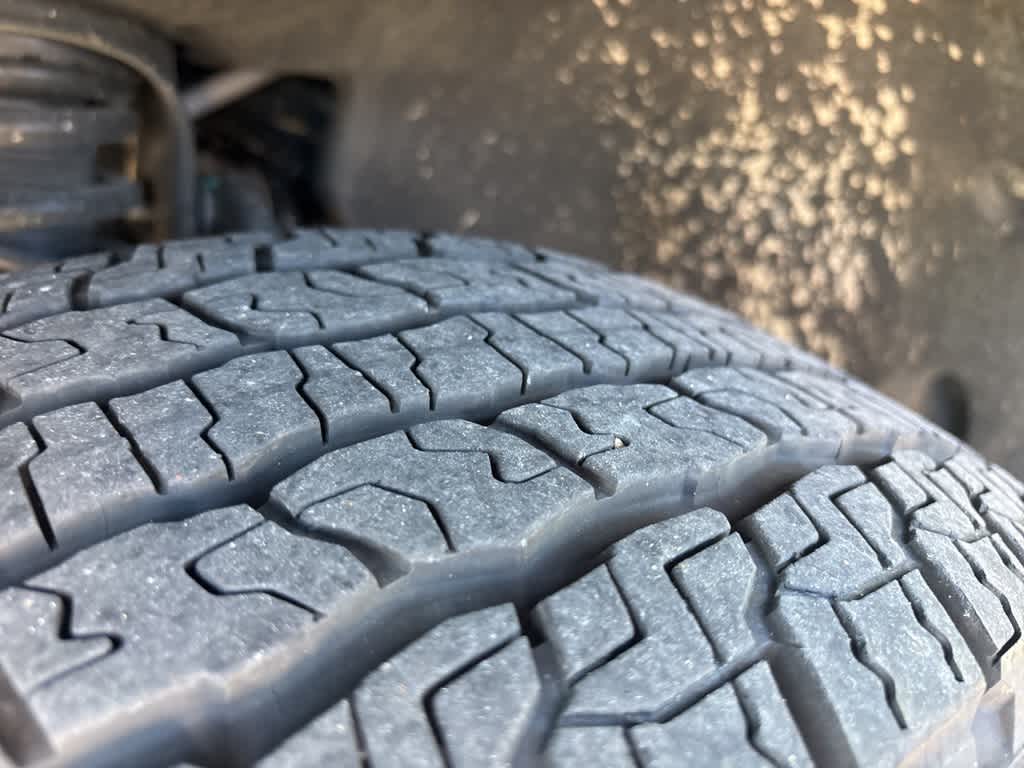 Thumbnail: 2023 GMC Canyon - 9