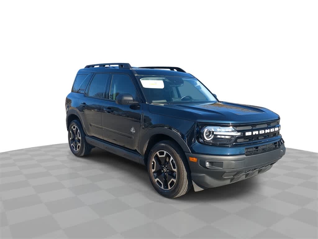 Thumbnail: 2022 Ford Bronco Sport - 2