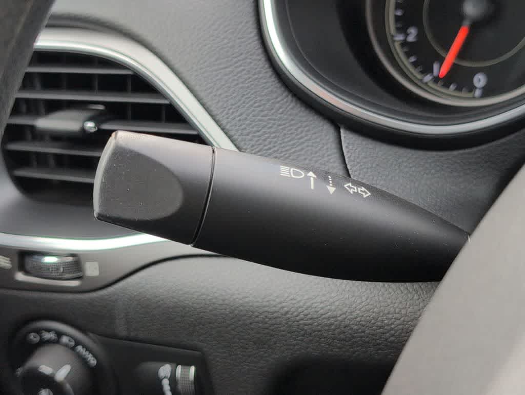 Thumbnail: 2019 Jeep Cherokee - 27