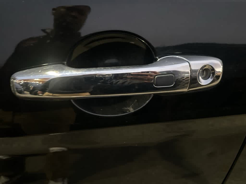 Thumbnail: 2017 Ford Explorer - 18