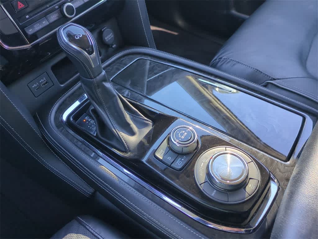 Thumbnail: 2020 INFINITI QX80 - 34