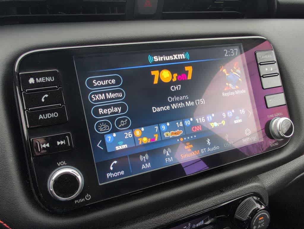 Thumbnail: 2023 Nissan Kicks - 30