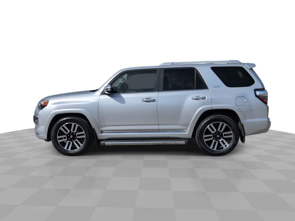 Thumbnail: 2015 Toyota 4Runner - 5