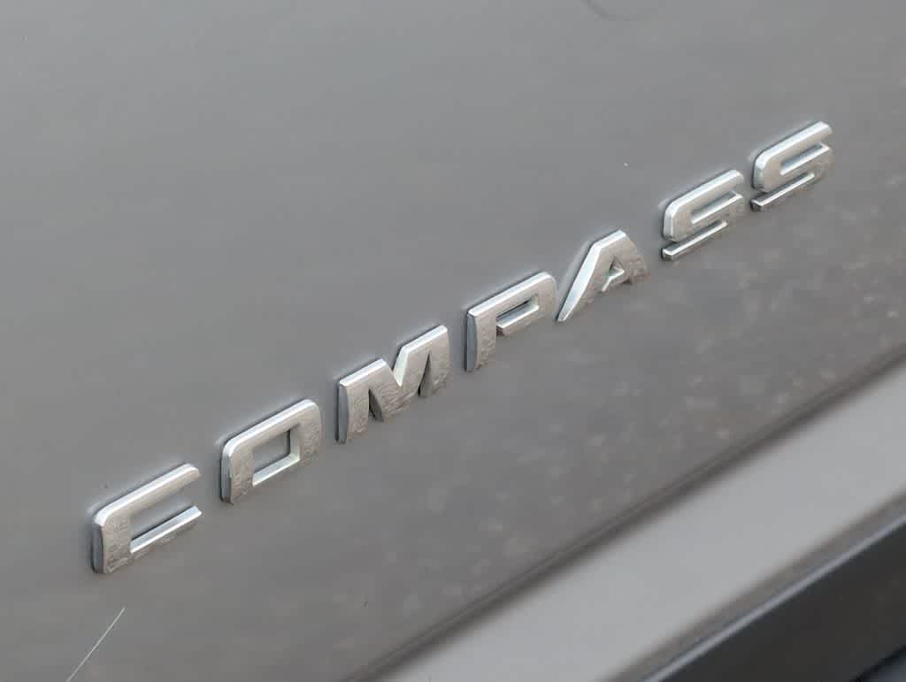 Thumbnail: 2017 Jeep Compass - 13