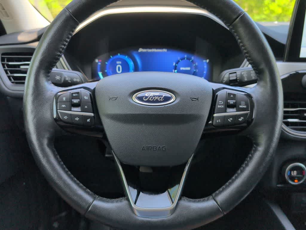 Thumbnail: 2021 Ford Escape - 23