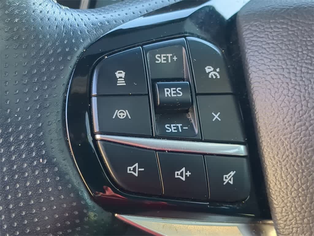 Thumbnail: 2021 Ford Explorer - 24