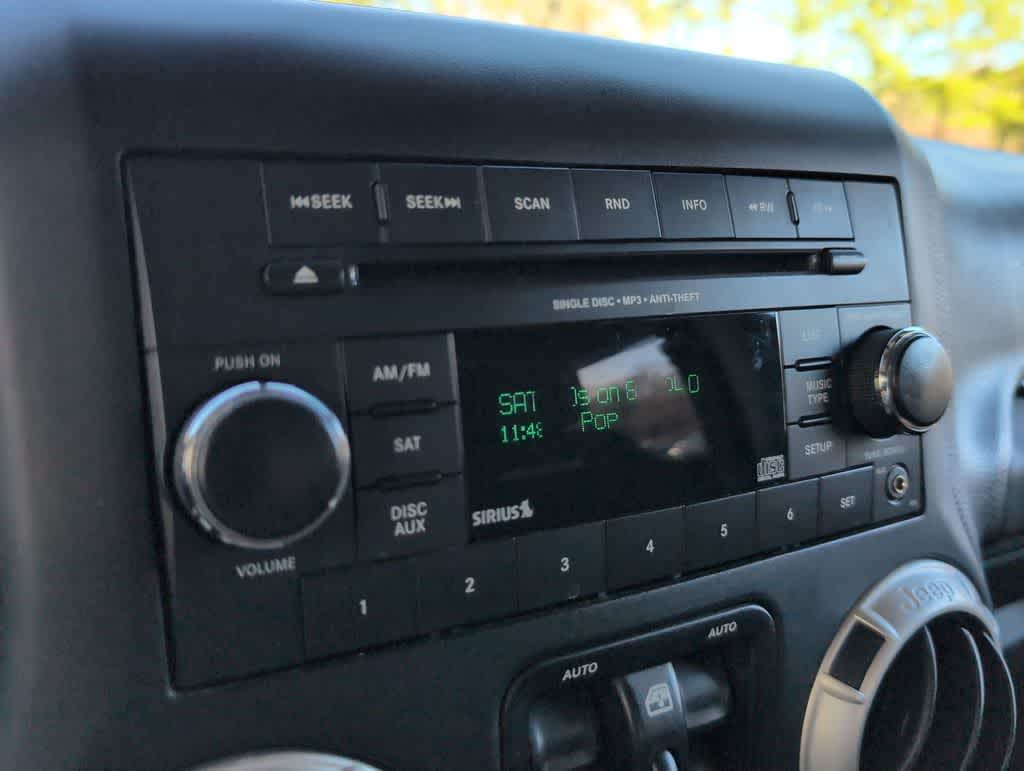 Thumbnail: 2017 Jeep Wrangler - 29