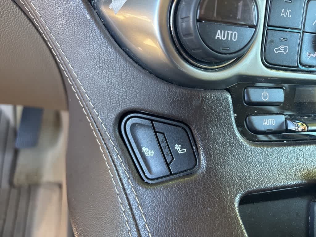 Thumbnail: 2018 Chevrolet Suburban - 17