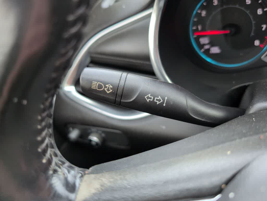 Thumbnail: 2016 Chevrolet Malibu - 28