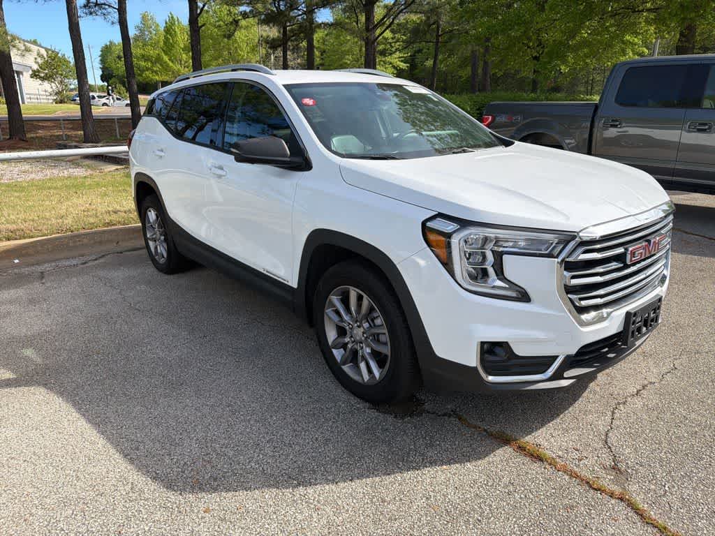 Thumbnail: 2022 GMC Terrain - 3