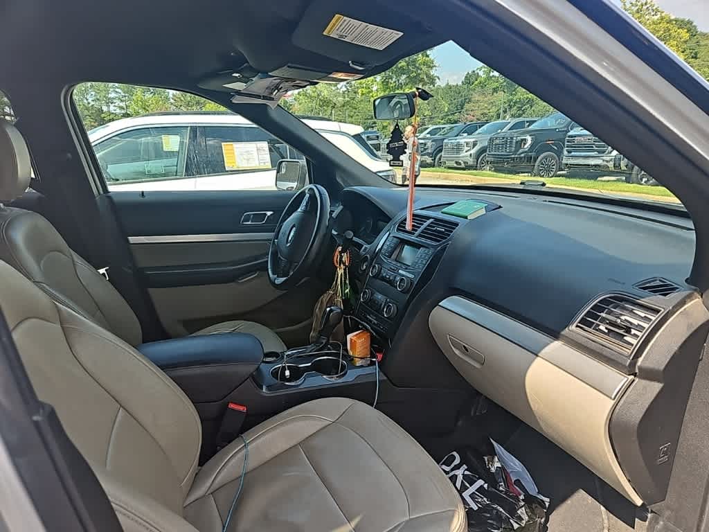 Thumbnail: 2018 Ford Explorer - 4