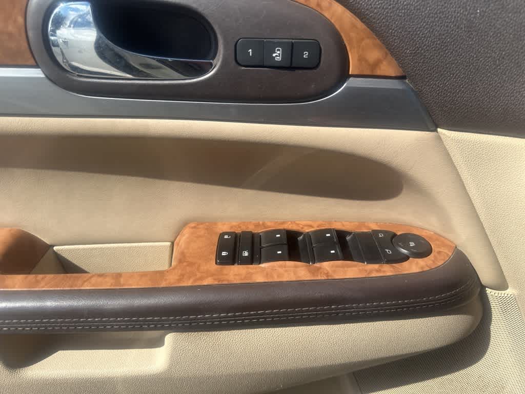 Thumbnail: 2012 Buick Enclave - 11