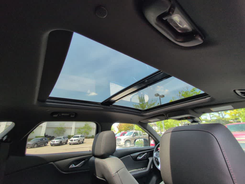 Thumbnail: 2019 Chevrolet Blazer - 22