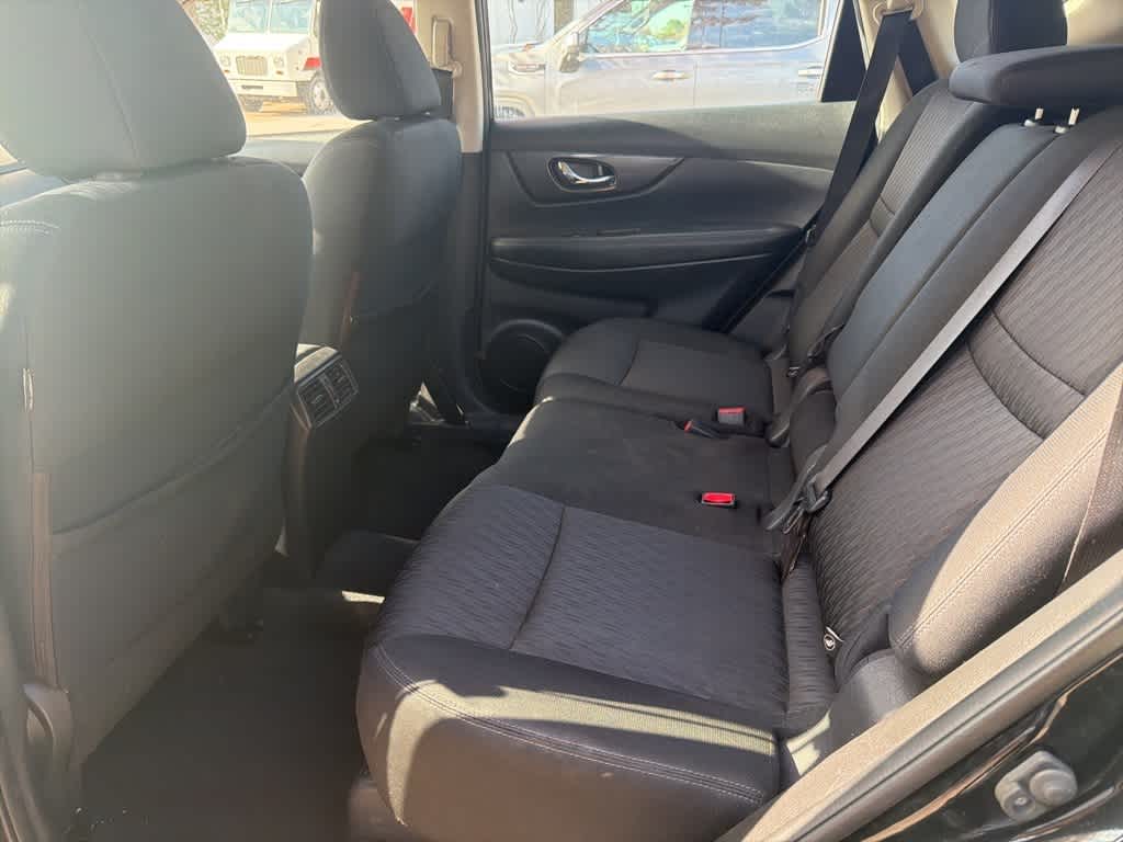 Thumbnail: 2018 Nissan Rogue - 5