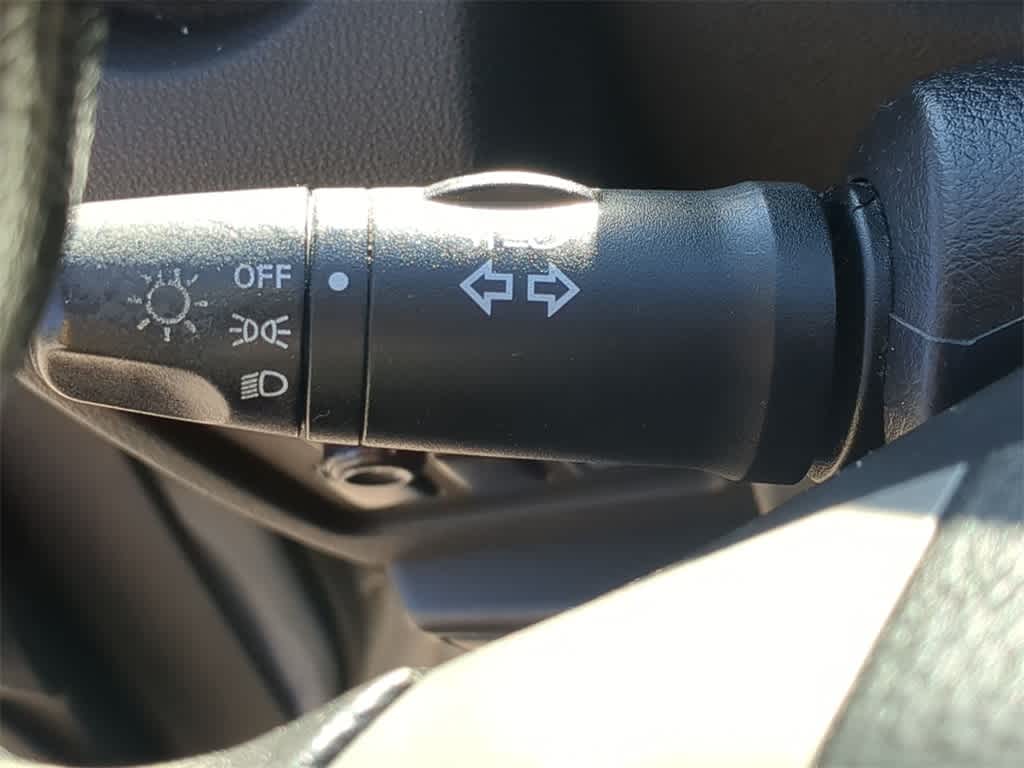 Thumbnail: 2013 Nissan Rogue - 24