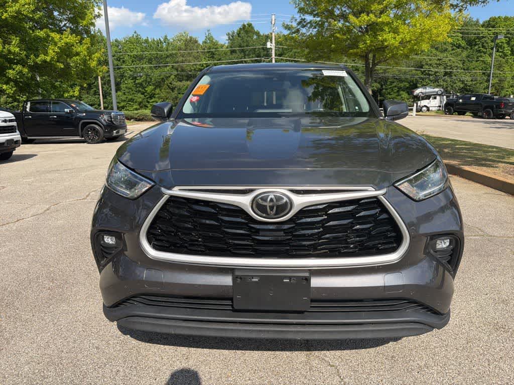 Thumbnail: 2021 Toyota Highlander - 2