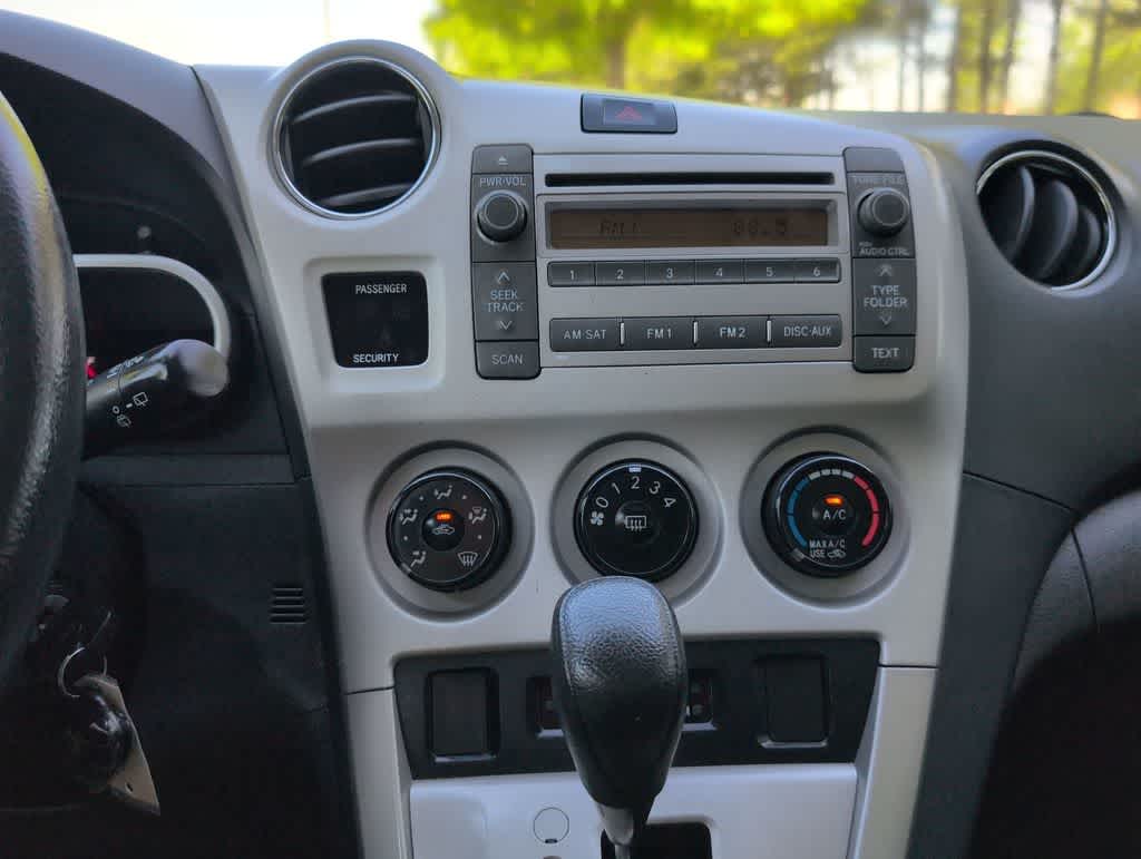 Thumbnail: 2010 Toyota Matrix - 26