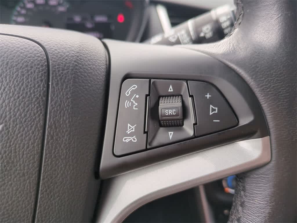 Thumbnail: 2022 Chevrolet Trax - 24