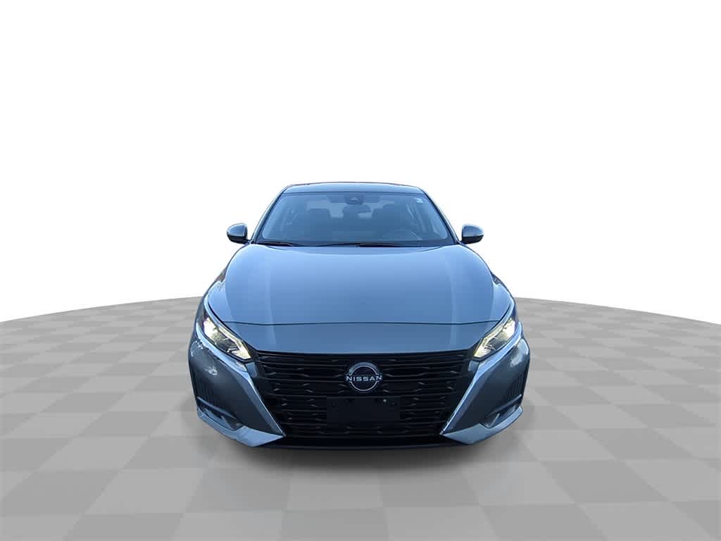Thumbnail: 2024 Nissan Altima - 3