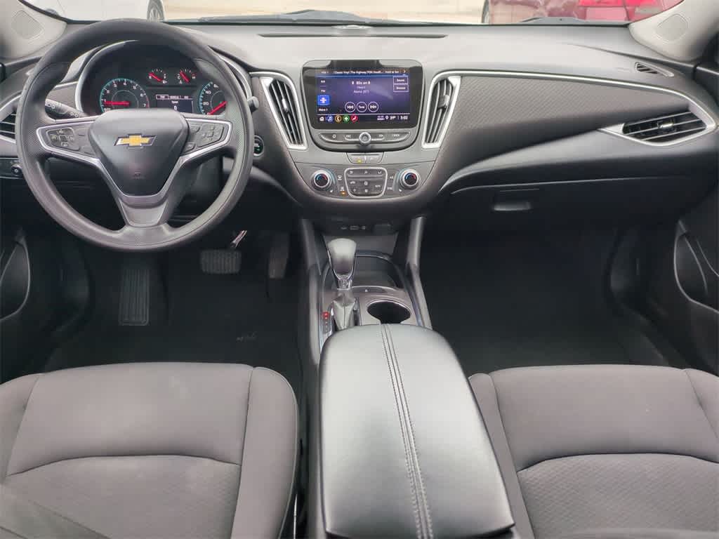 Thumbnail: 2022 Chevrolet Malibu - 15