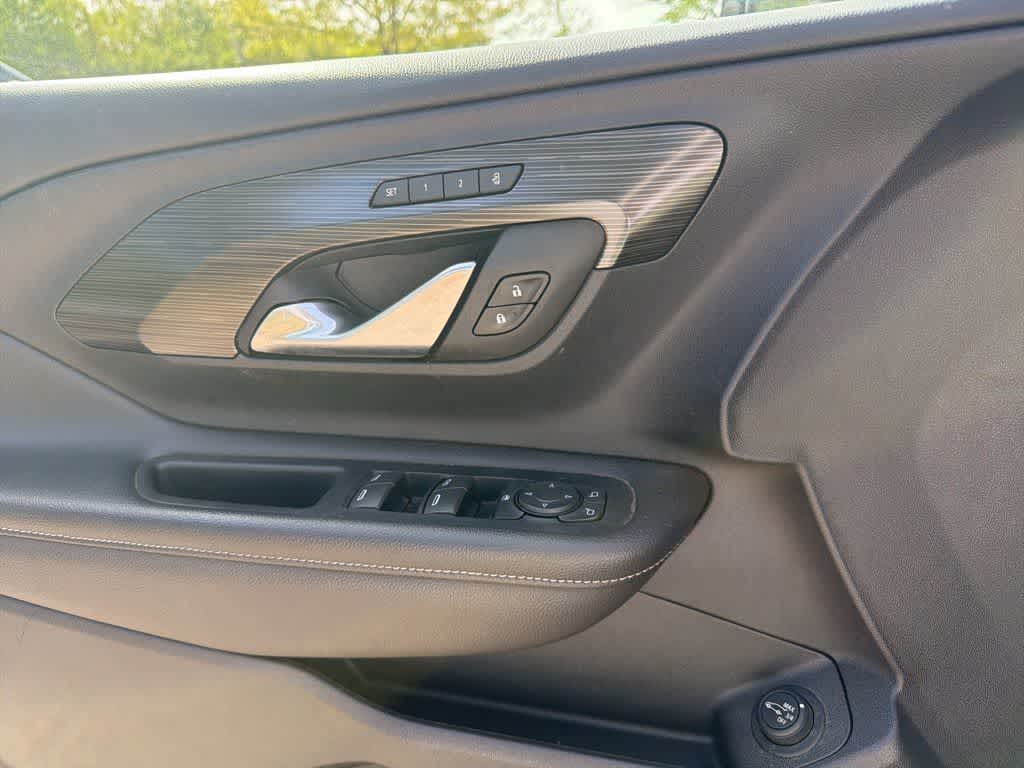 Thumbnail: 2022 GMC Terrain - 18