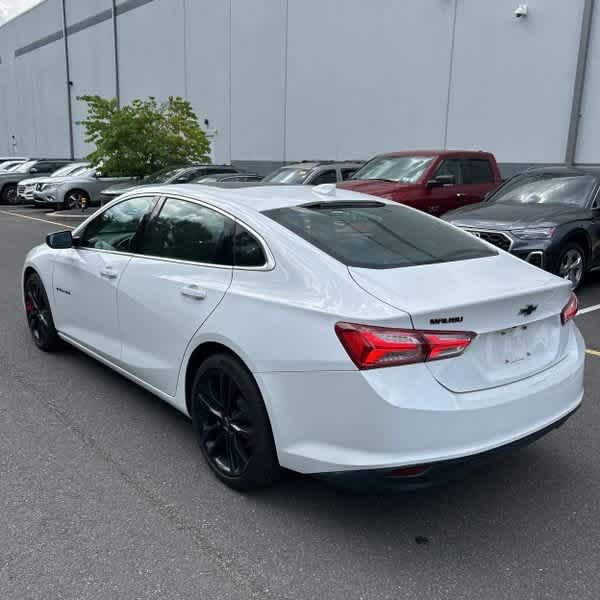 Thumbnail: 2021 Chevrolet Malibu - 5