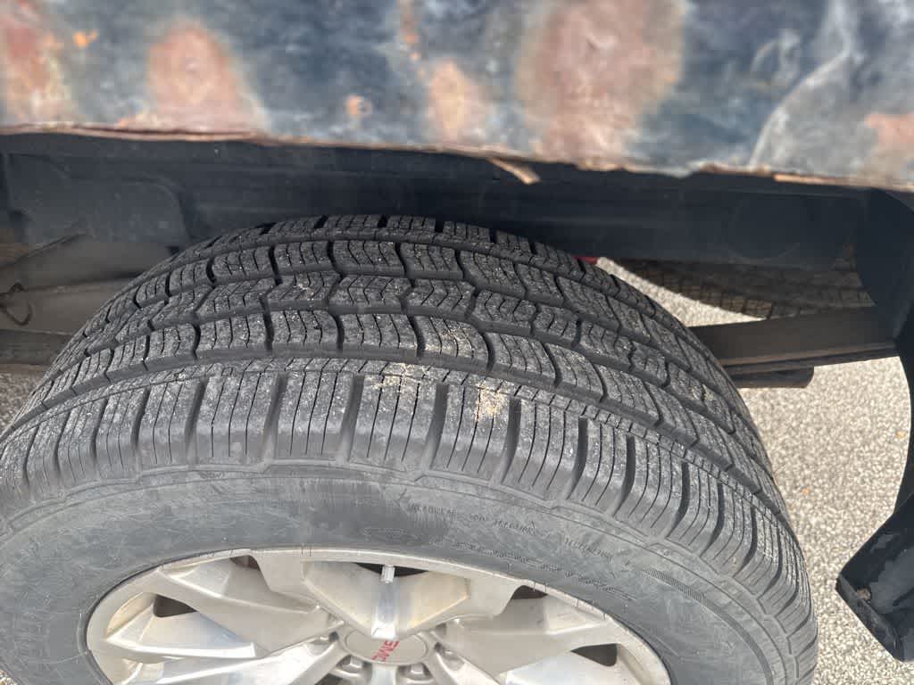 Thumbnail: 2013 GMC Sierra 1500 - 13