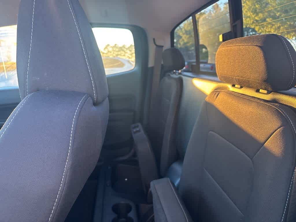 Thumbnail: 2019 GMC Canyon - 19