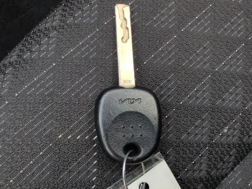 Thumbnail: 2023 Kia Rio - 34