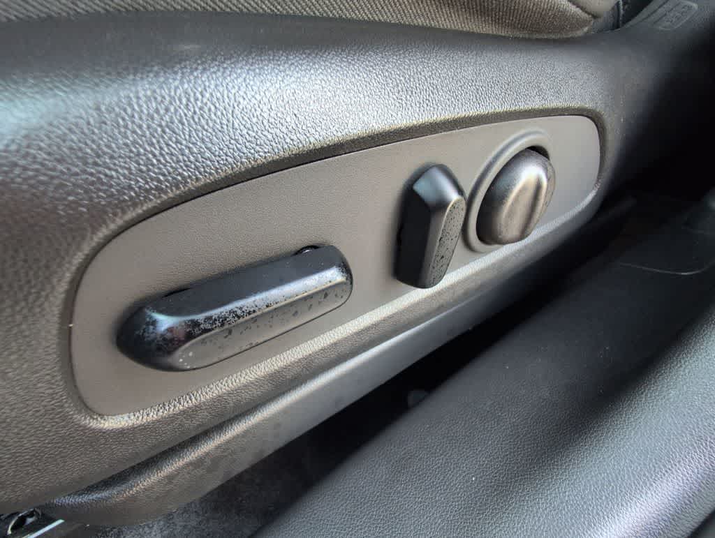 Thumbnail: 2023 Buick Encore GX - 18