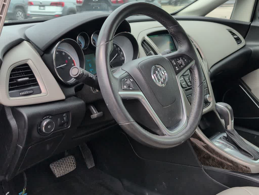 Thumbnail: 2013 Buick Verano - 10