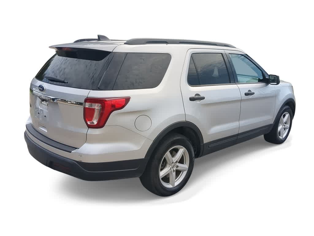 Thumbnail: 2018 Ford Explorer - 8