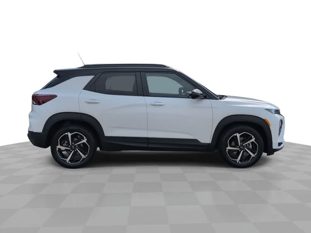 Thumbnail: 2023 Chevrolet TrailBlazer - 9