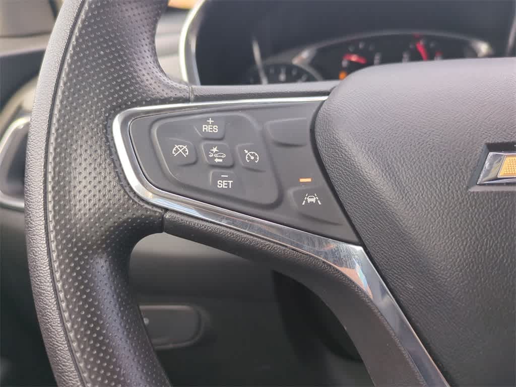 Thumbnail: 2020 Chevrolet Equinox - 24