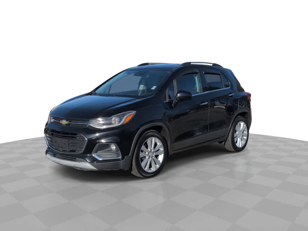 Thumbnail: 2017 Chevrolet Trax - 4