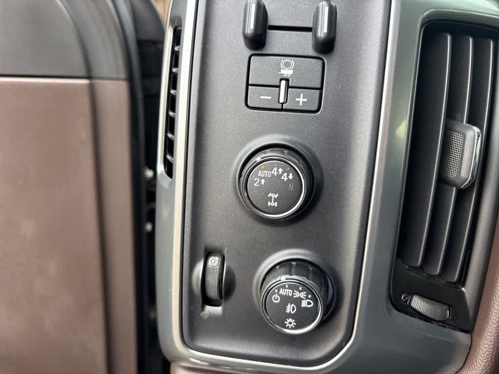 Thumbnail: 2017 Chevrolet Silverado 1500 - 5