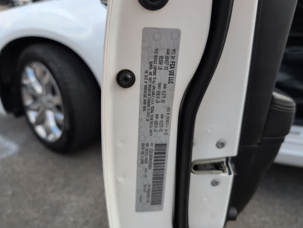 Thumbnail: 2019 Chrysler 300 - 36