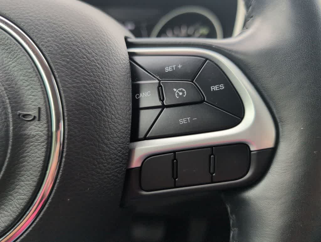 Thumbnail: 2020 Jeep Compass - 25