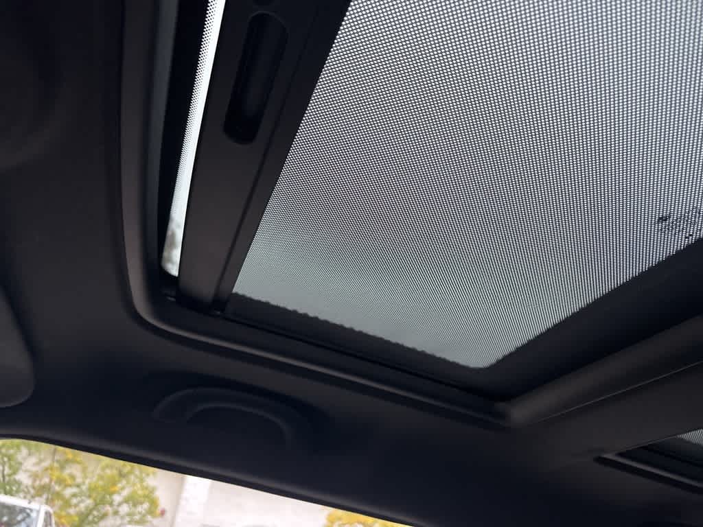 Thumbnail: 2014 MINI Cooper Paceman - 21