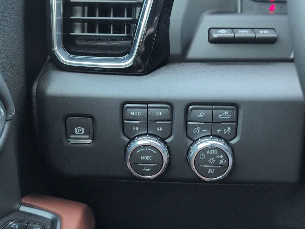 Thumbnail: 2026 GMC Sierra 2500 - 27