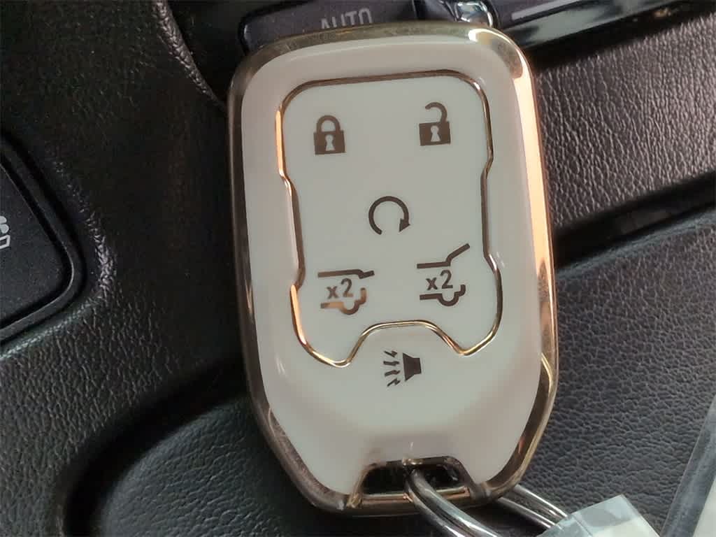 Thumbnail: 2019 Chevrolet Tahoe - 36