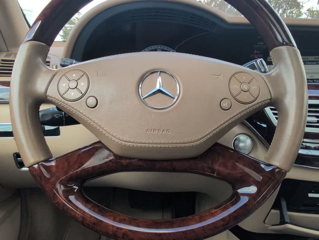 Thumbnail: 2012 Mercedes-Benz S-Class - 24