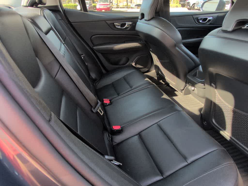 Thumbnail: 2020 Volvo S60 - 21