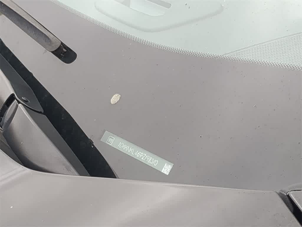 Thumbnail: 2023 GMC Acadia - 31