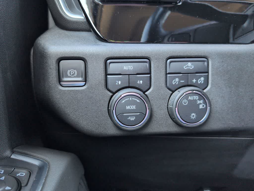 Thumbnail: 2022 Chevrolet Silverado 1500 - 26