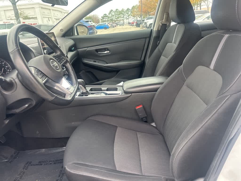 Thumbnail: 2023 Nissan Sentra - 15