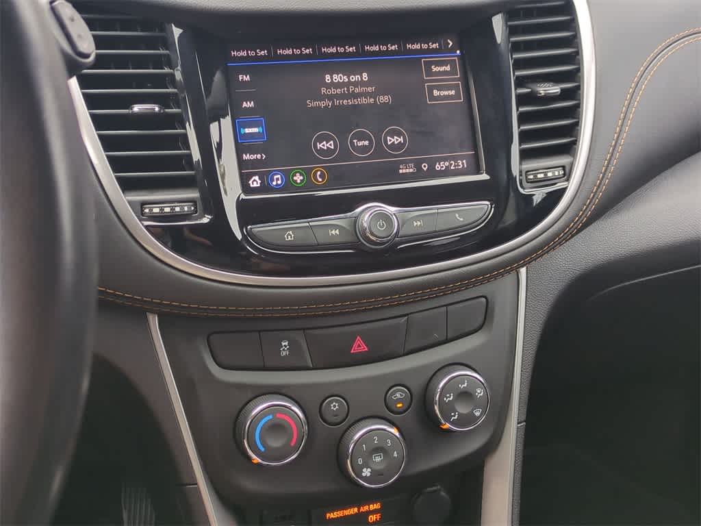 Thumbnail: 2022 Chevrolet Trax - 27