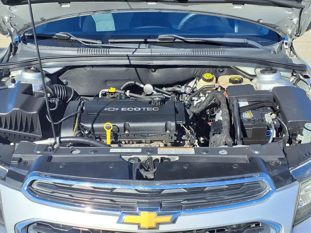 Thumbnail: 2015 Chevrolet Cruze - 6